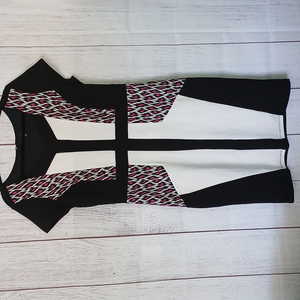 Sami & Jo printed form fitting stretch dress size 1X